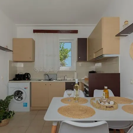 Spot On The Sea * Archangelos (Rhodes)