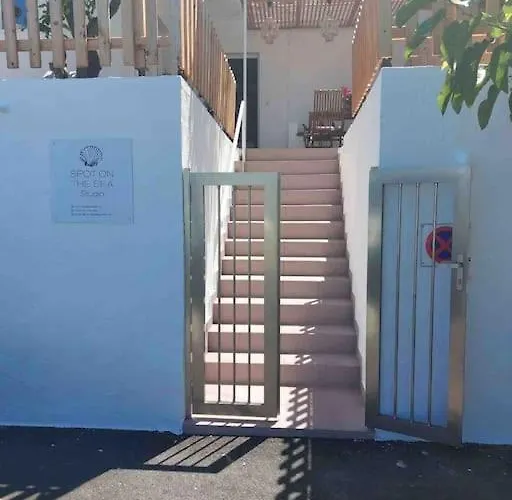 Case de vacanță Spot On The Sea *