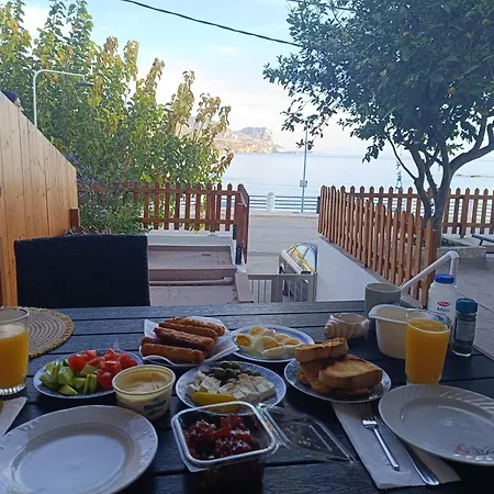 Spot On The Sea Αρχάγγελος